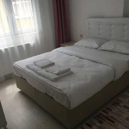 Apartment Mavi Beyaz
